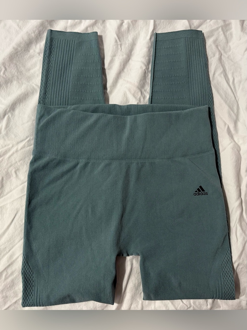 ✨Adidas Mesh Leggings✨